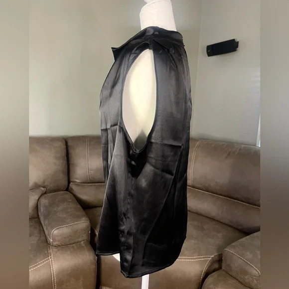 🔥HOT🔥NWT Rachel Zoe Black Satin Mock Drape Neck Top Sz XL - Picture 7 of 13